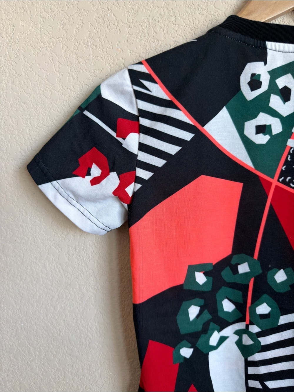 Adidas FARM Rio Graphic Tee XS Multicolor Abstract Print Athletic Shirt Top - Picture 9 of 11